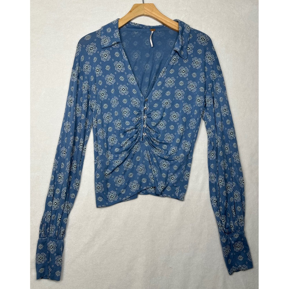 Free People Blue Medallion Print Ruched Button Front V-Neck Blouse Top Womens M